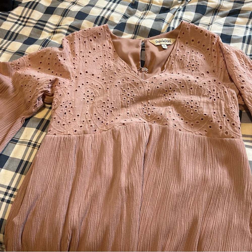 Davi & Dani Vintage Rose Eyelet Dress